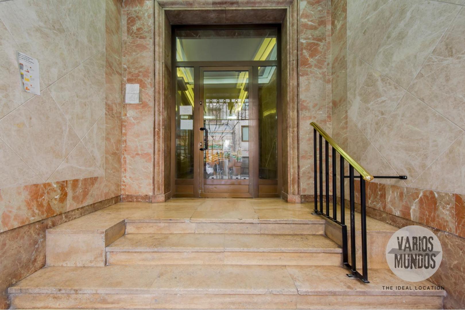 Un Madrid Moderno Para 7, Tu Refugio En Abada 2 E2 — Photos 2