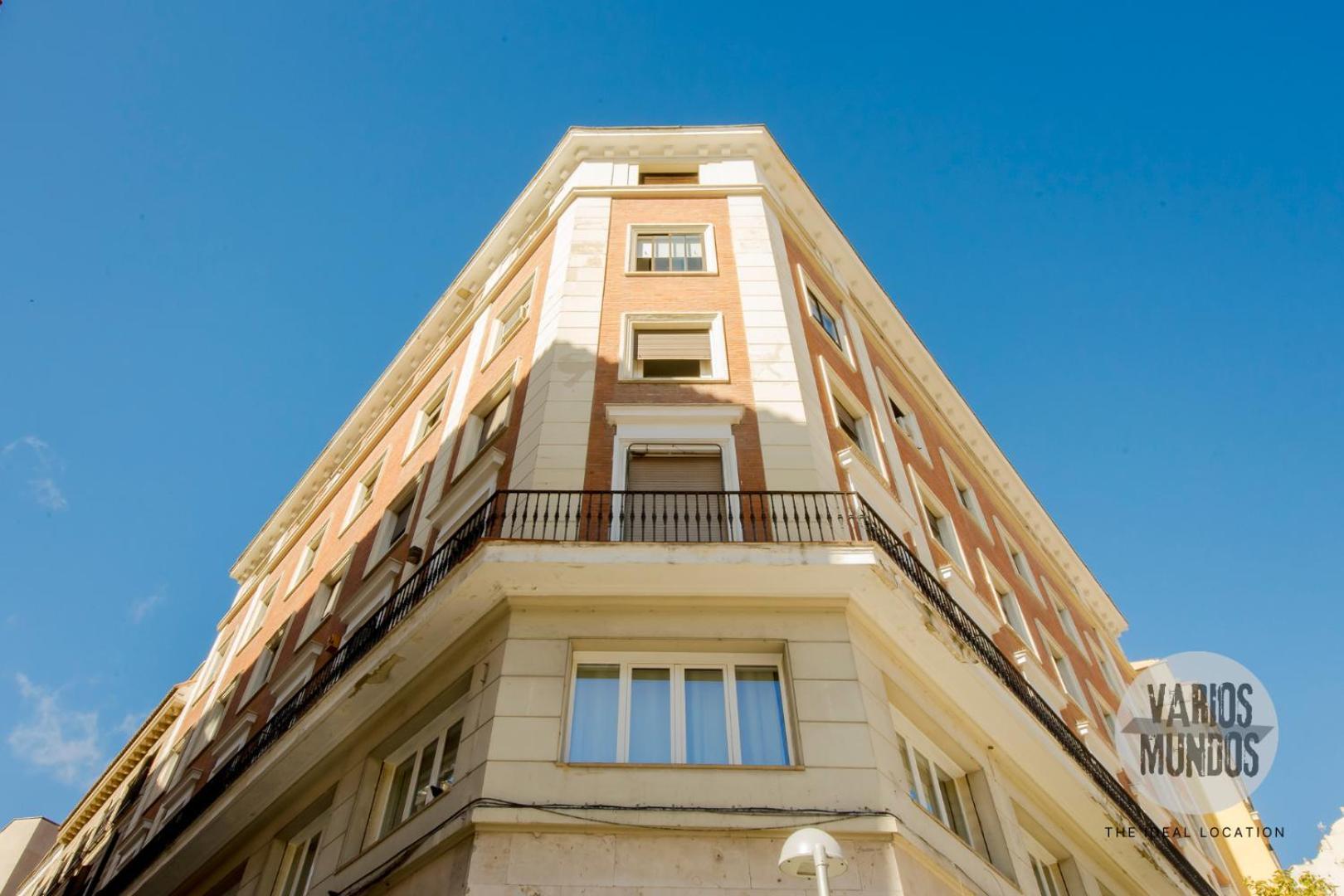 Un Madrid Moderno Para 7, Tu Refugio En Abada 2 E2 — Photos 1
